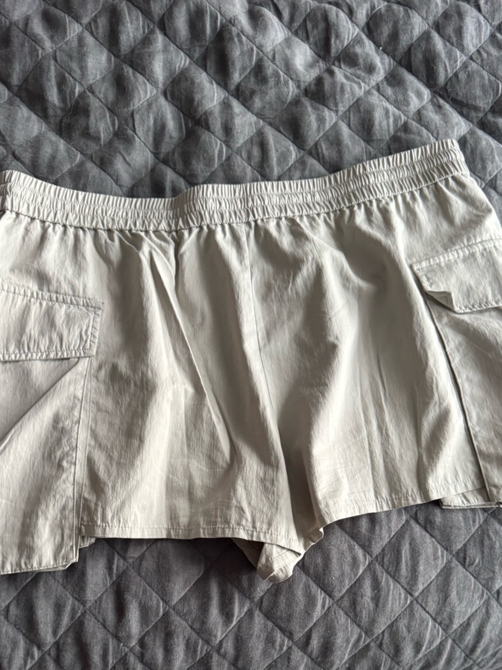 Zara Cream Cargo Shorts with Elastic Waist